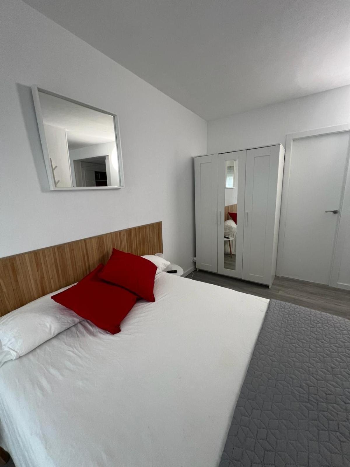 Apartamiento Vista Al Mar - Holiday Center En Roses Esterno foto